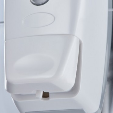 Umywalka z wyłącznikiem kolanowym, kranem i dozownikiem mydła
